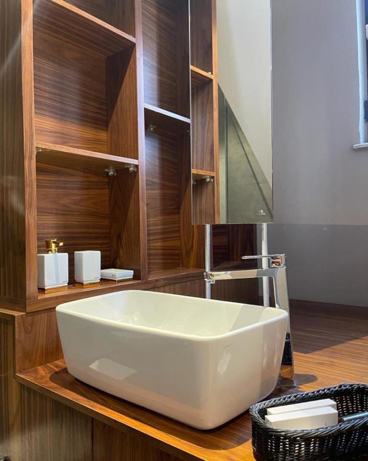 Vila Shard Boutique Hotel Tirana Eksteriør billede